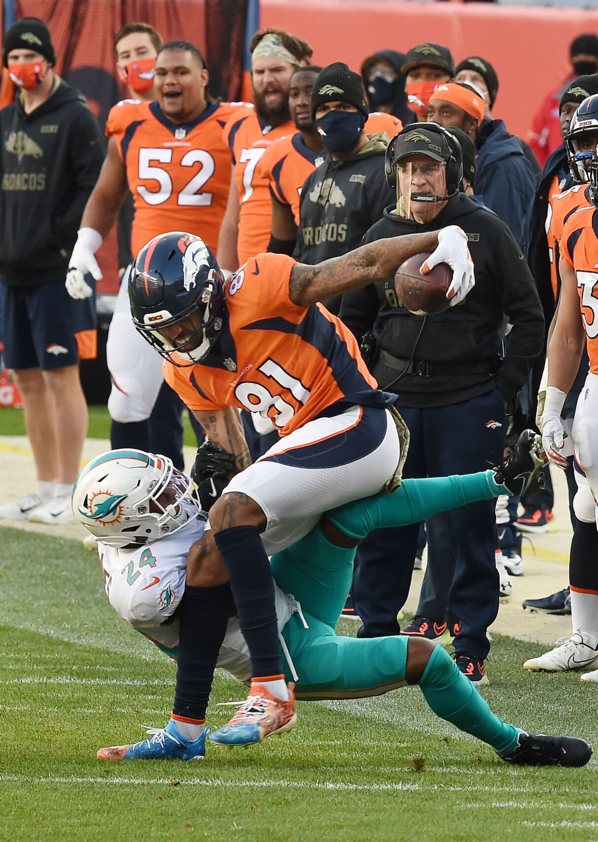 112320-s-broncos 1871.jpg